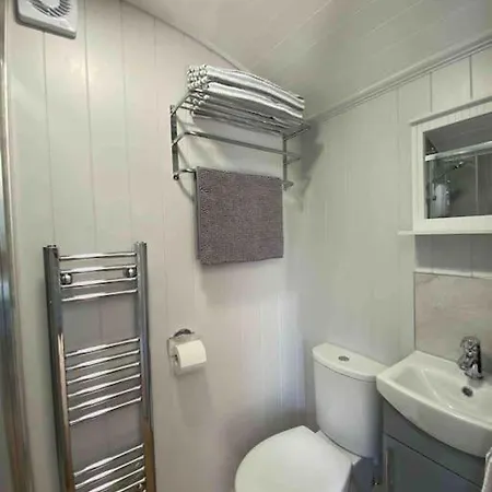 Drakes Mead Retreat - Shepherd'S Hut Axminster Exterior photo