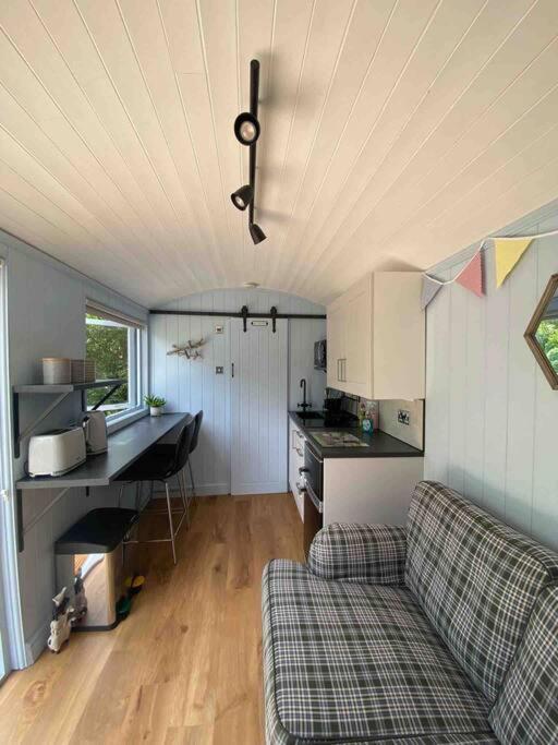 Chalet Drakes Mead Retreat - Shepherd's Hut Axminster